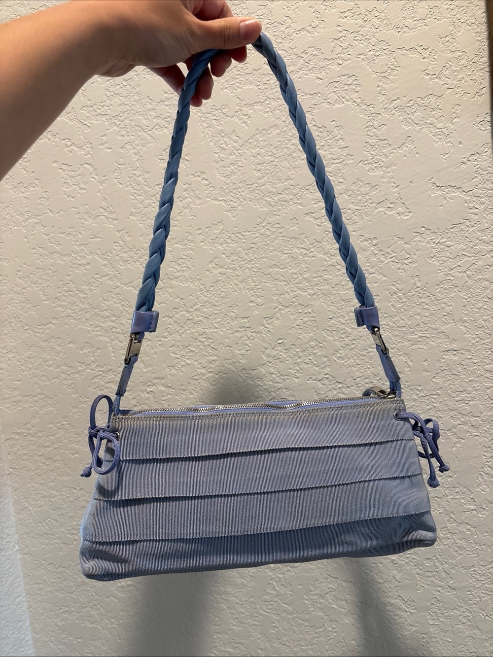 Salvatore Ferragamo Braided
Strap Blue Shoulder Bag
